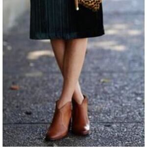 Frye Nora Zip Short Heeled Bootie in Red Clay (6M)